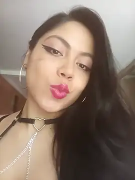 leah_passion élő XXX-chatje