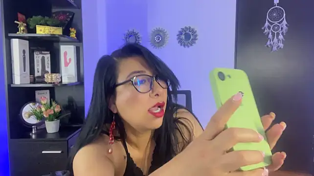 karimelee_ Chat XXX in diretta