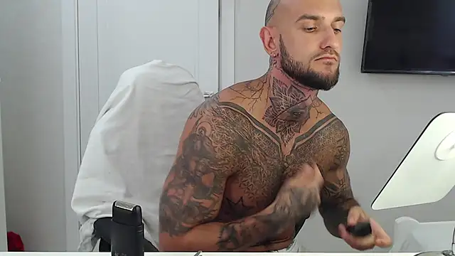 Вебкам-шоу maxi_foxxx