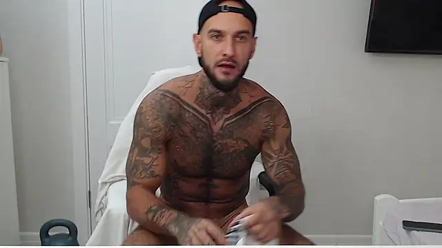 Pokazy przed kamerką – maxi_foxxx