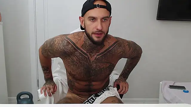 maxi_foxxx Шоу с уебкамера