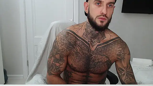 maxi_foxxx: вебкам-шоу