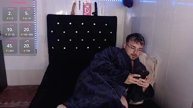 Jeilou 网络视讯表演