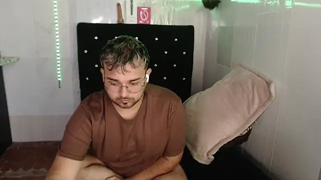 Jeilou Pertunjukan Webcam