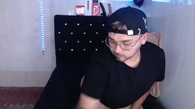 Jeilou webkamerás műsora