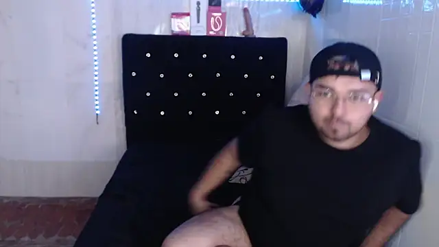 Jeilou Show in webcam