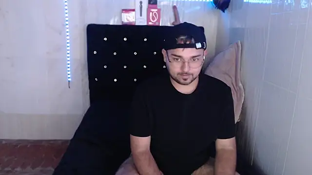 Jeilou's Webcam Show