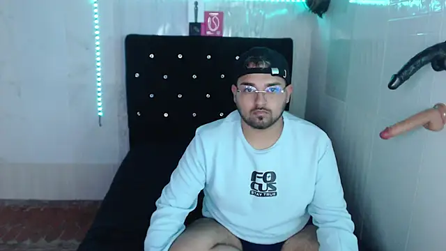 Jeilou webkamerás műsora