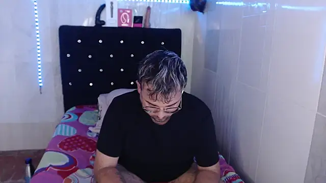 Jeilou's Webcam Show