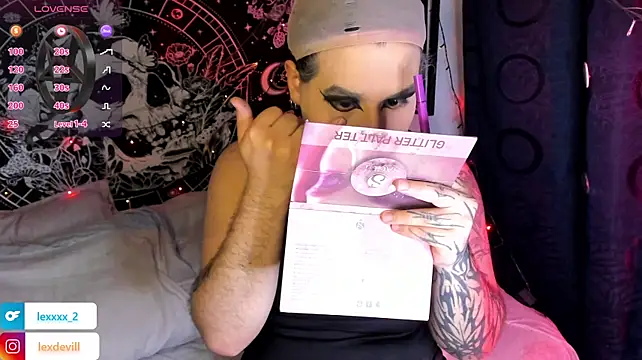 Lexxxxx_'s Webcam Show
