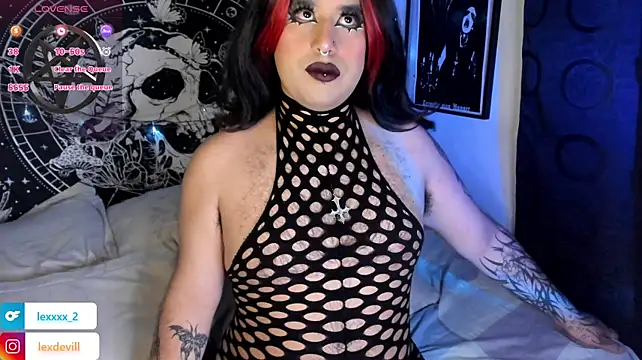Lexxxxx_ – webcam-show