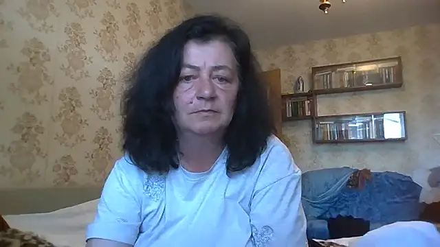 GypsiQueen2 – Naživo XXX chat