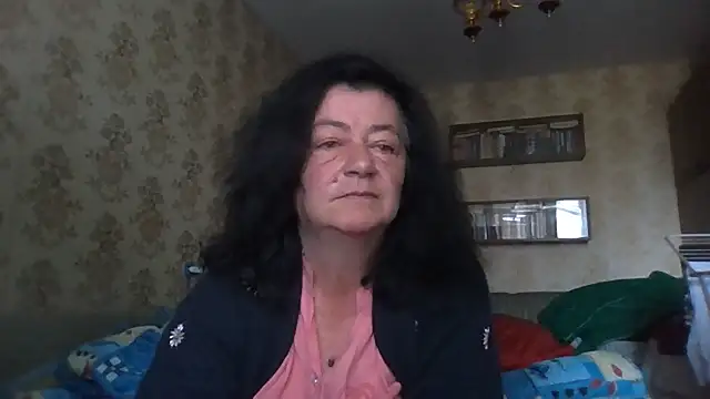 GypsiQueen2's Live XXX Chat