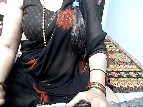 Nagma_housewife – live chatrum