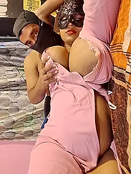 pujarahulkichudai's Webcam Show