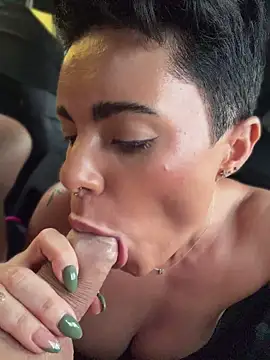 הופעת וובקאם של LukeLouHarvey
