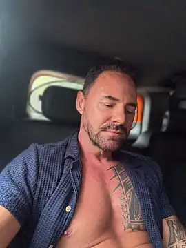 LukeLouHarvey Webcam-Show