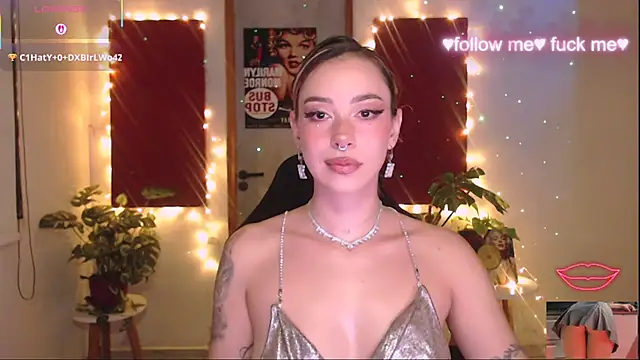 sakura_beauty XXX чат на живо