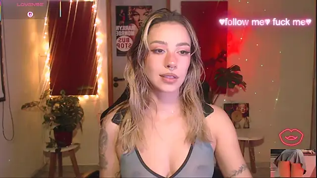 sakura_beauty Adlı Modelin Canlı XXX Sohbeti
