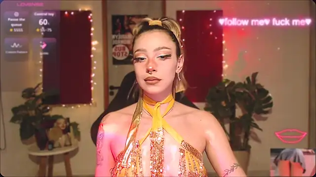 sakura_beauty Adlı Modelin Canlı XXX Sohbeti