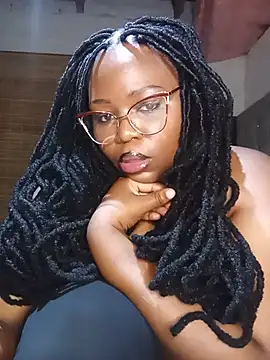 AaliyahBlackXO webcam show