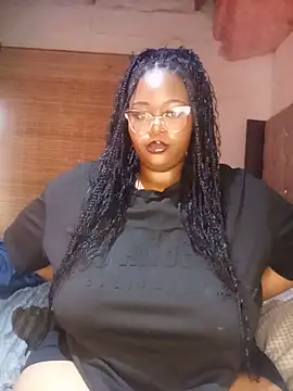 AaliyahBlackXO – webcam-show