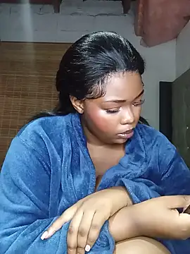 Czat XXX na żywo – AaliyahBlackXO