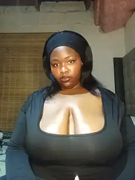 AaliyahBlackXO Chat XXX in diretta
