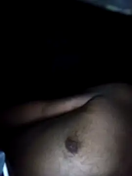 Show modela arouane na web-kameri