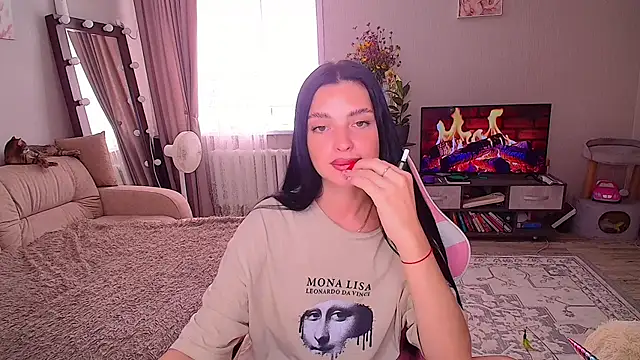__Malika__ Adlı Modelin Canlı XXX Sohbeti