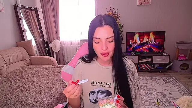 __Malika__ Adlı Modelin Canlı XXX Sohbeti