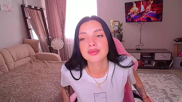 צ'אט XXX בשידור חי של __Malika__