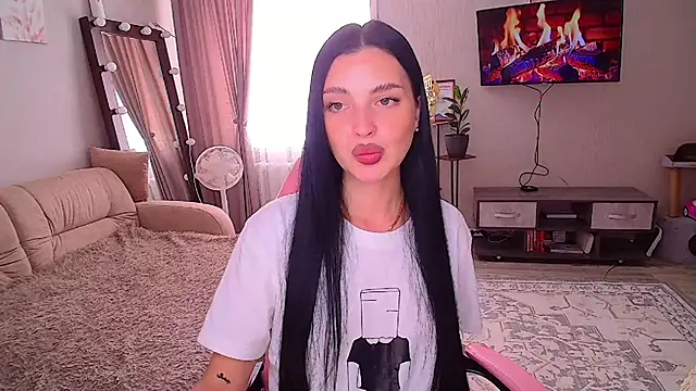 __Malika__ Adlı Modelin Canlı XXX Sohbeti