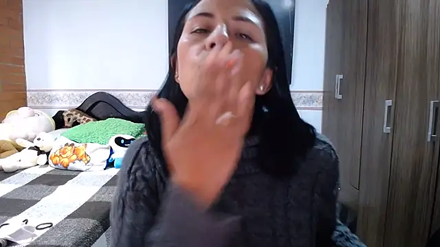 sharoon_cheerry XXX чат на живо