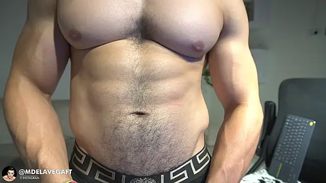 MaximoVega – webcam-show