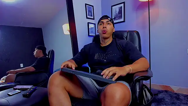 הופעת וובקאם של ronnie_crafored