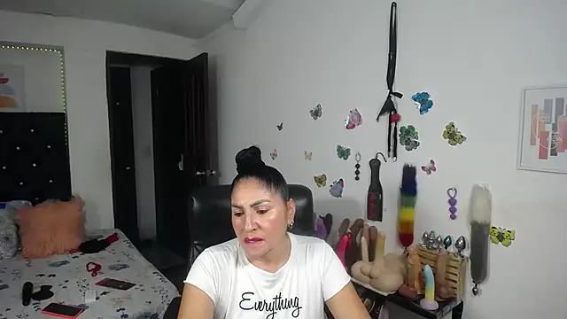 دردشة mature_bigboobs10 الجنسية المباشرة