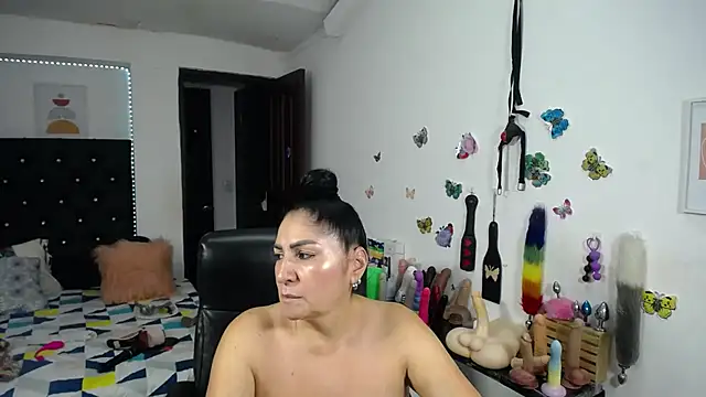 دردشة mature_bigboobs10 الجنسية المباشرة