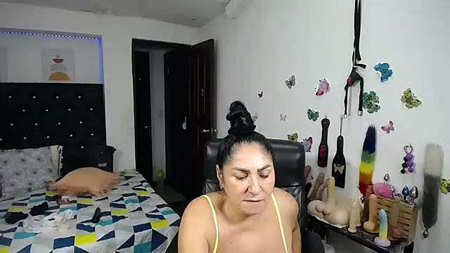 mature_bigboobs10 Pertunjukan Webcam