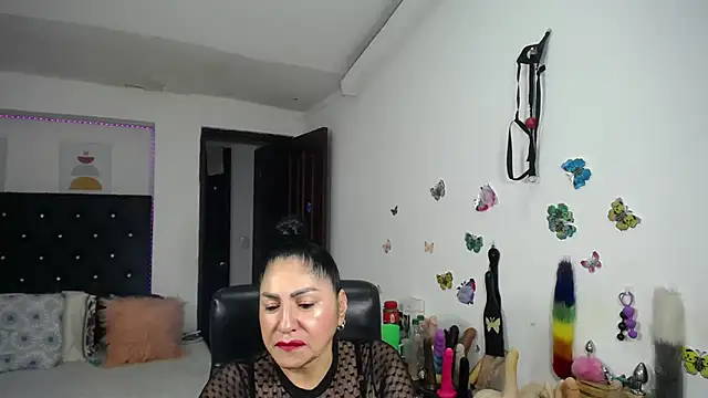 צ'אט XXX בשידור חי של mature_bigboobs10