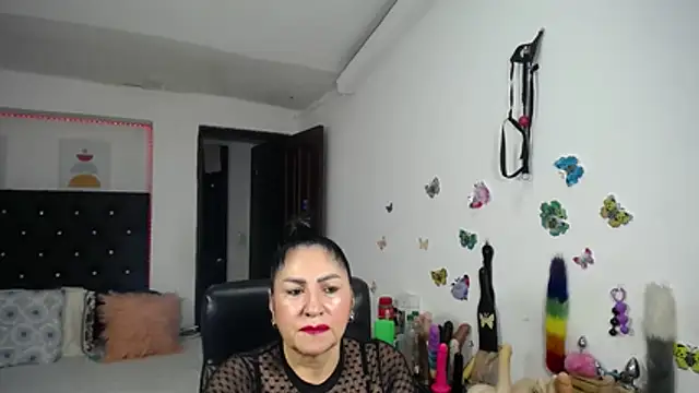 mature_bigboobs10's Live XXX Chat