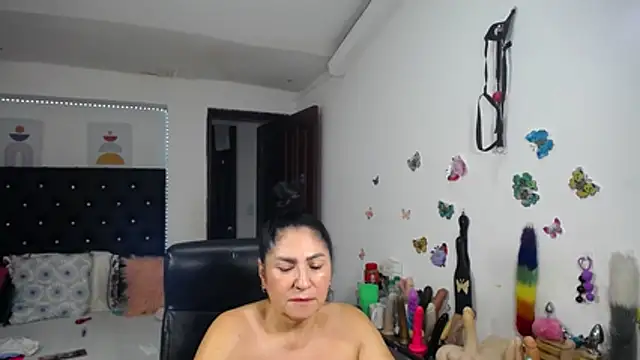 mature_bigboobs10's Live XXX Chat
