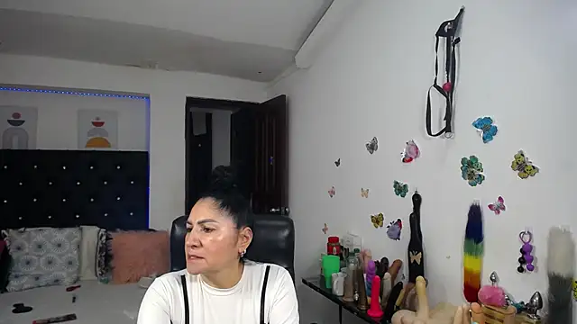 mature_bigboobs10 即時 XXX 聊天