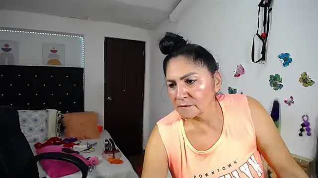 mature_bigboobs10 live XXX chat