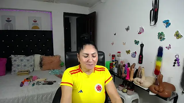 mature_bigboobs10 Live XXX Chat