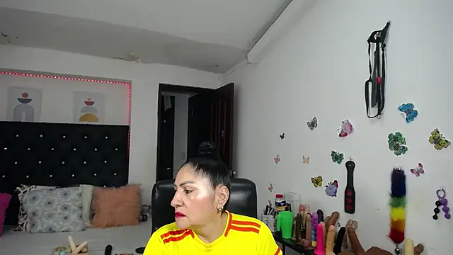 mature_bigboobs10's Live XXX Chat