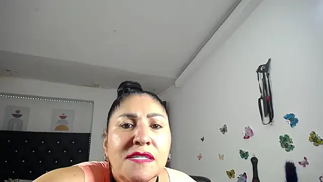 mature_bigboobs10のウェブカメラショー