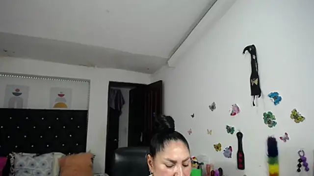 mature_bigboobs10's Webcam Show