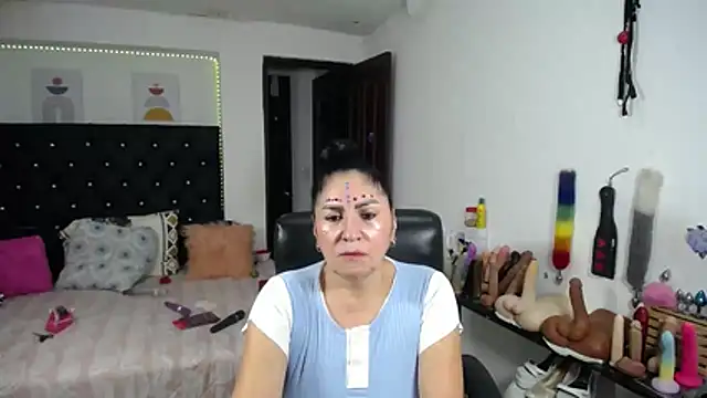 mature_bigboobs10 Chat XXX live