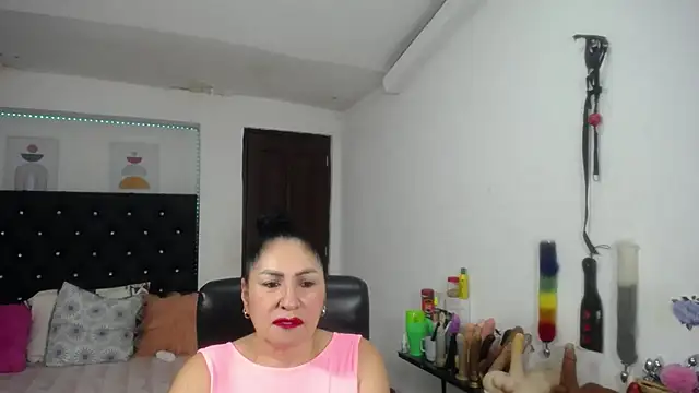 mature_bigboobs10's Live XXX Chat